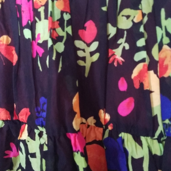 Floral Skirt - Picture 2 of 3